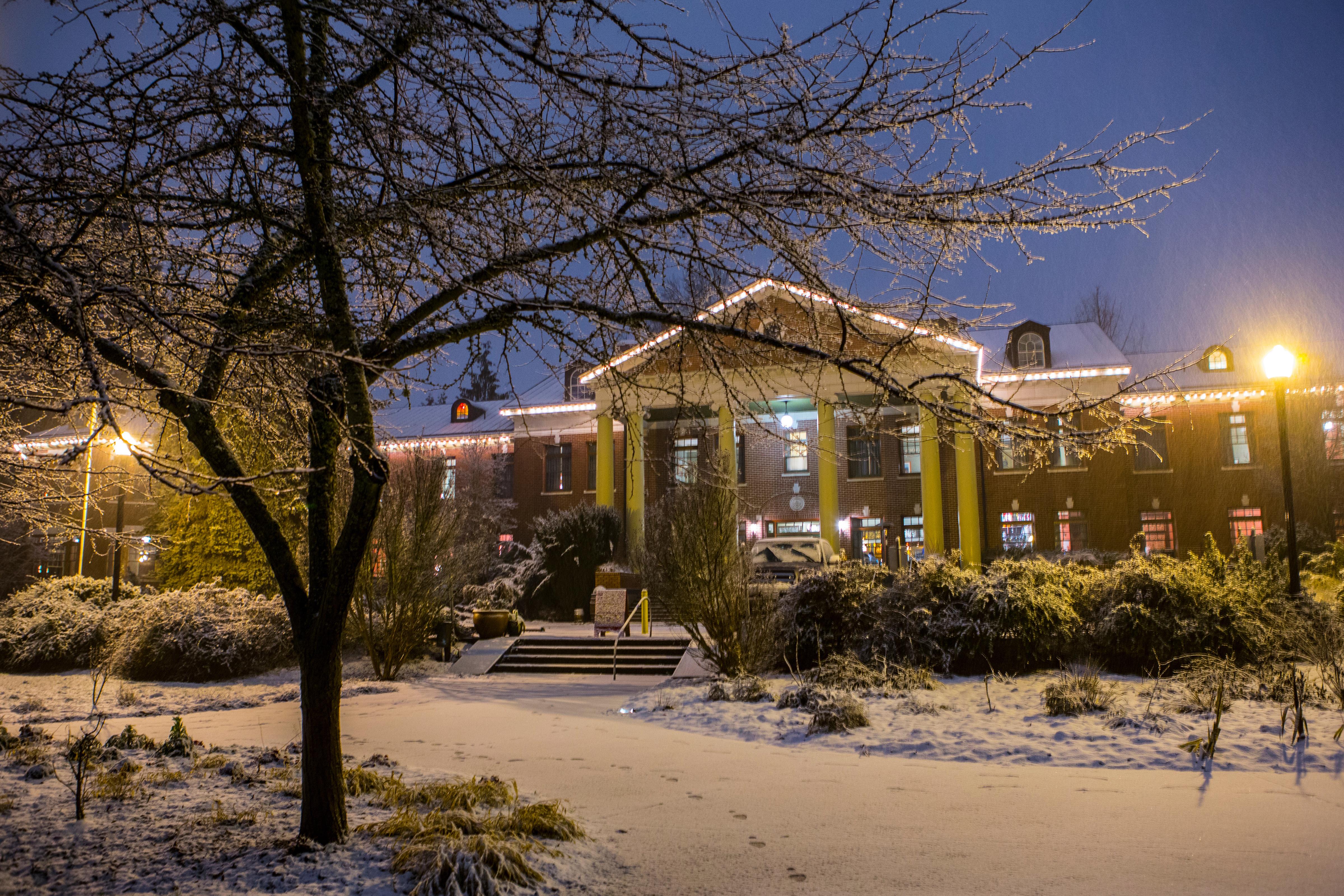 Mcmenamins Grand Lodge Forest Grove Buitenkant foto